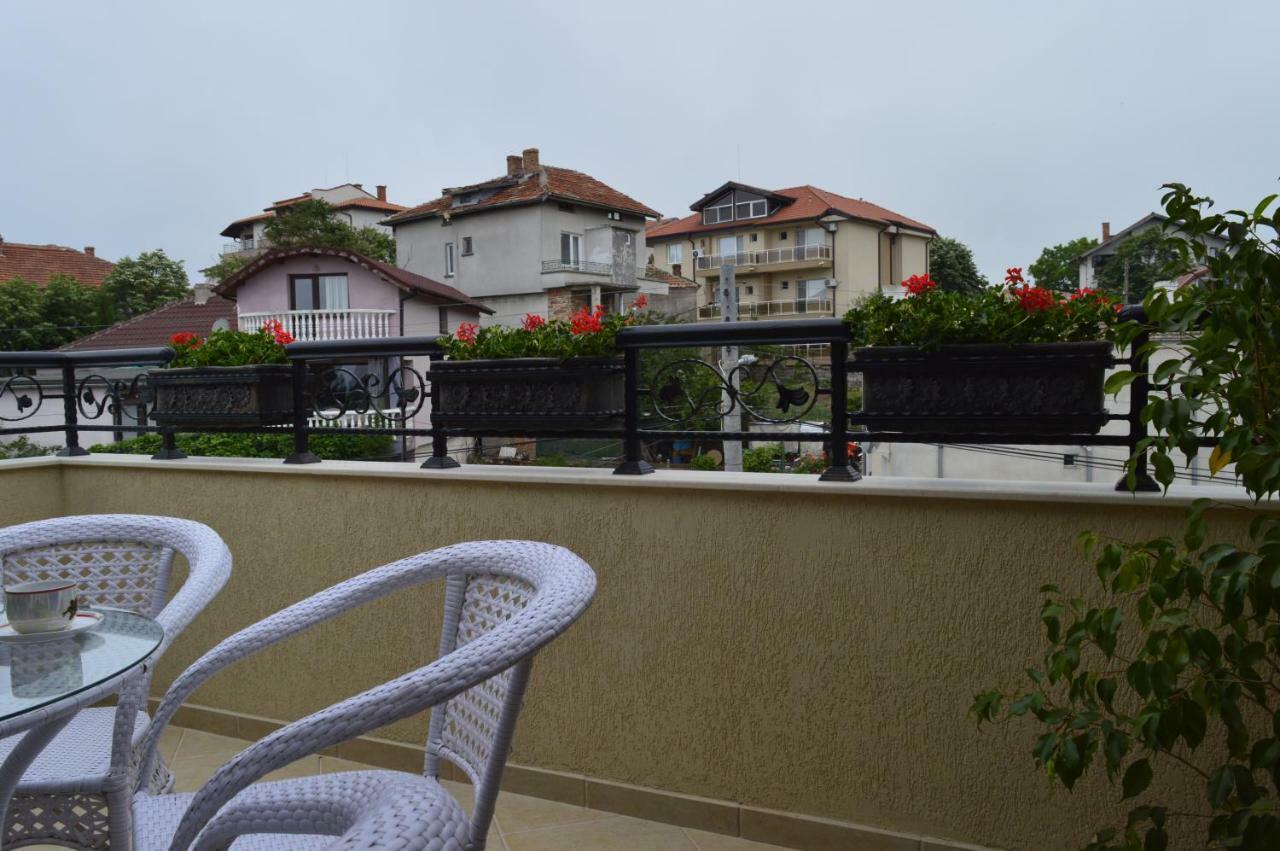 Apartments Dona Tschernomorez Exterior foto