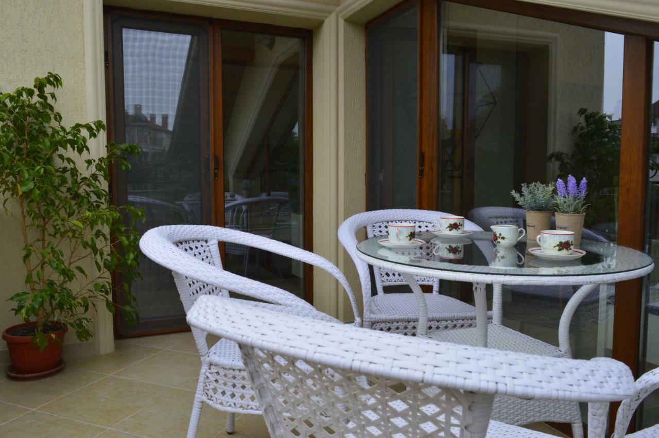 Apartments Dona Tschernomorez Exterior foto